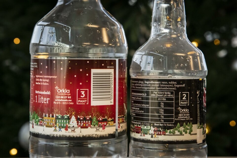 Gløgg på plastflasker har hatt pant siden 2001, men andelen som pantes stiger sakte. Foto: Infinitum