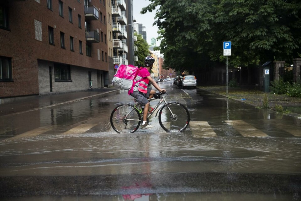 Flere av budene i Foodora går ut i streik tirsdag morgen. Foto: Berit Roald, NTB scanpix