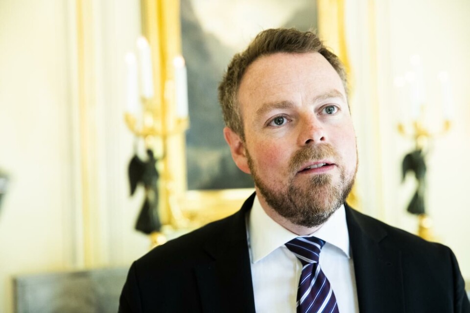 Næringsminister Torbjørn Røe Isaksen sier det nye dagligvaretilsynet er et bidrag for bedre konfliktløsning og kultur i bransjen. Foto: Berit Roald, NTB scanpix