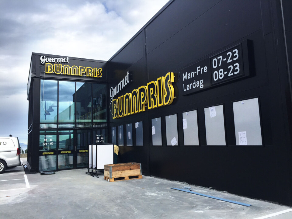 Kjøpmann Asgeir Knutsen i Alta setter en ny standard for hvor stor en Bunnpris kan være.