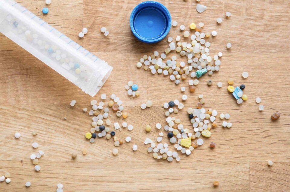 Lyser ut 100 nye plastposemillioner