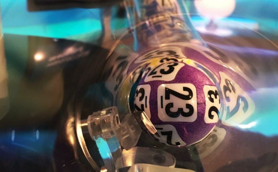 Norsk Tipping har blitt bedt om å kutte kraftig i reklamebudsjettet sitt.