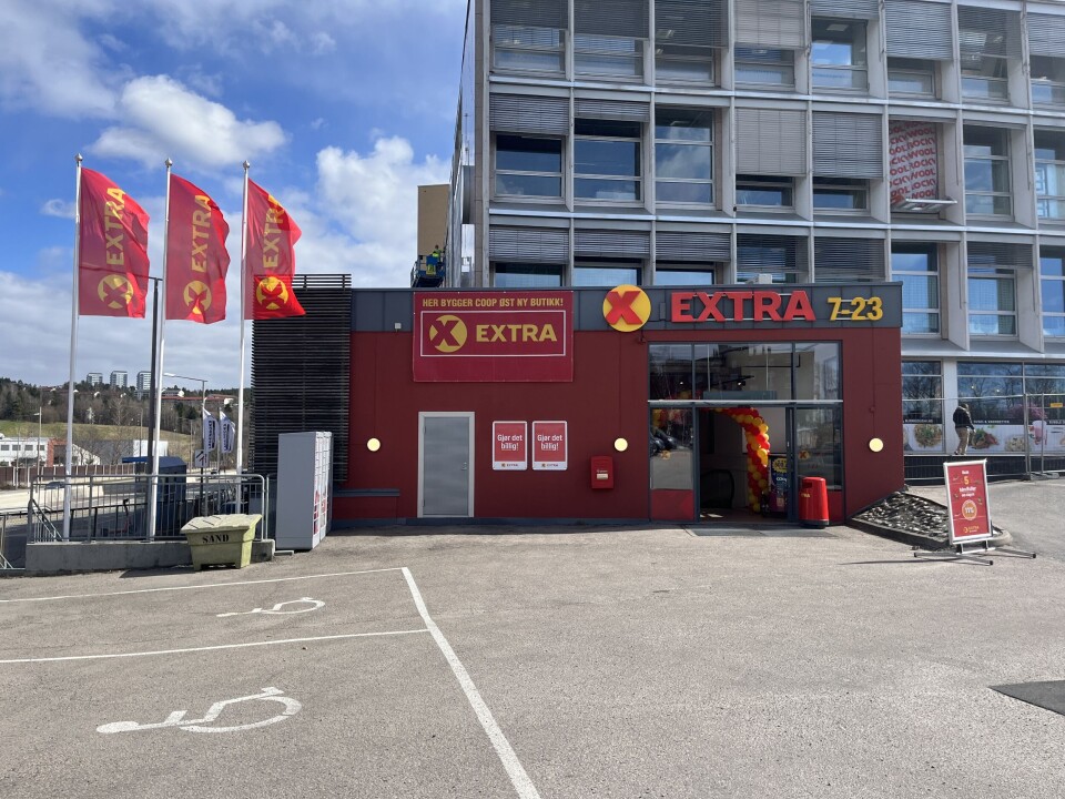 Extra Refstadveien. Extra Refstadveien.