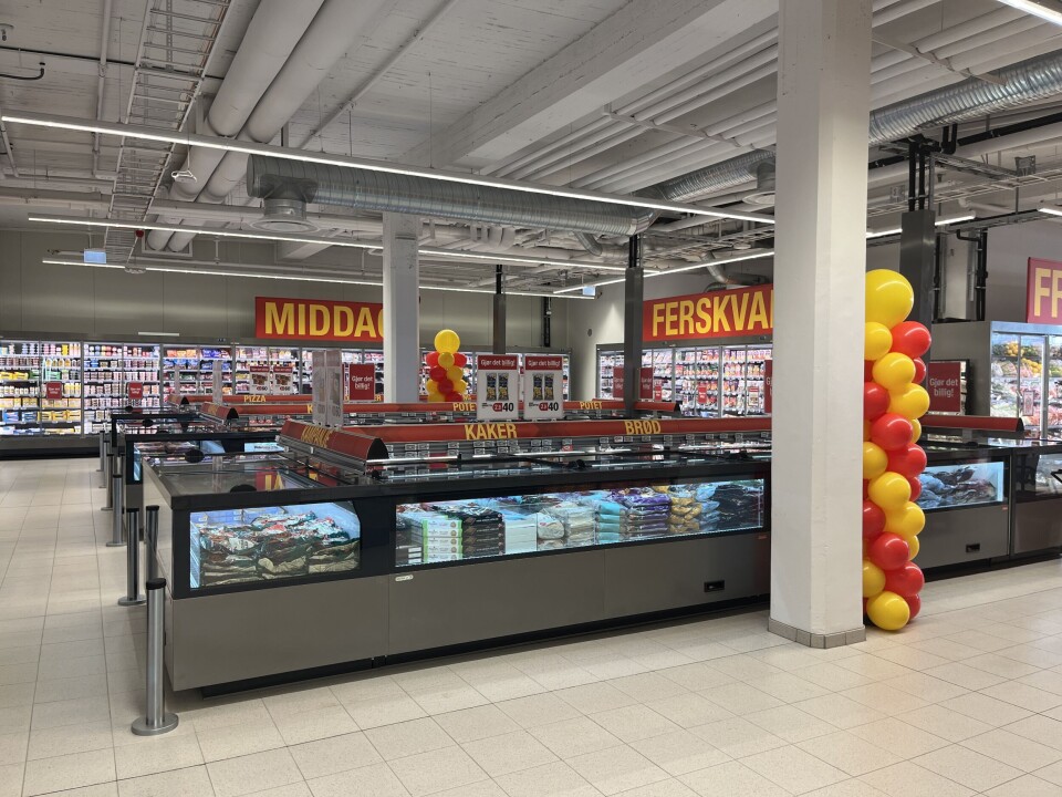 Extra Refstadveien. Extra Refstadveien.