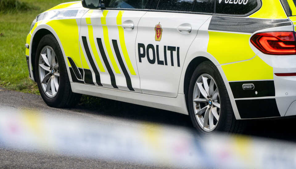 To personer er pågrepet etter et ransforsøk mot en bensinstasjon i Skien torsdag. To personer er pågrepet etter et ransforsøk mot en bensinstasjon i Skien torsdag.