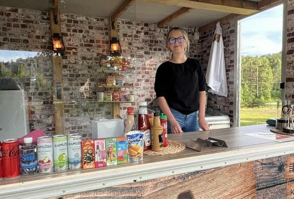 – Det aller gøyeste har vært alt jeg har lært. Blant annet hvordan det er å jobbe, at man må være på jobb for å tjene penger, og at det skal være rent når man lager mat, forteller Agnes Mathilde Wagner (13).