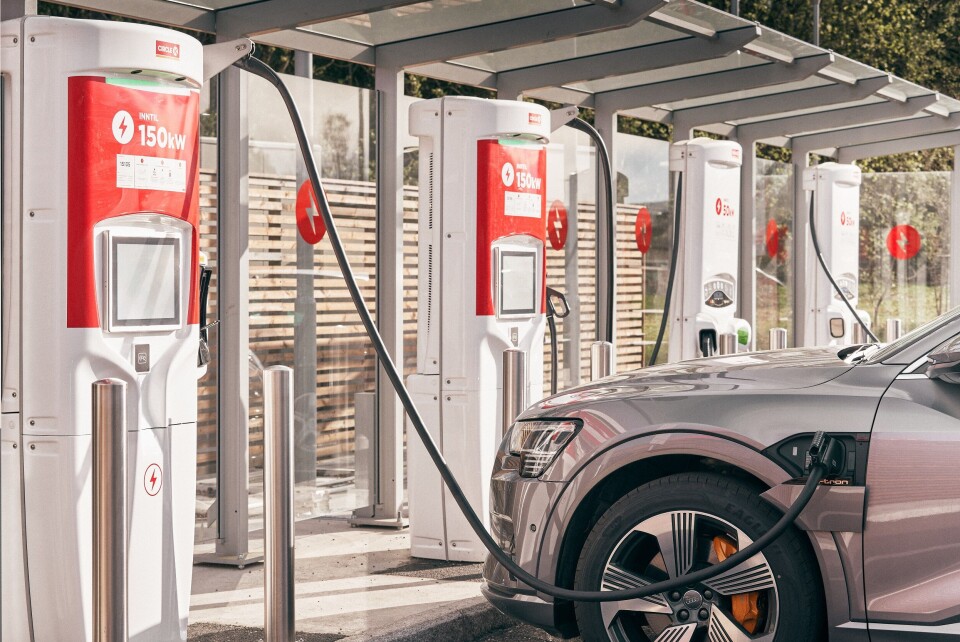 Circle K har nådd en ny milepæl og har nå over 400 hurtigladere for elbil fordelt på 90 stasjoner. Foto: Circle K