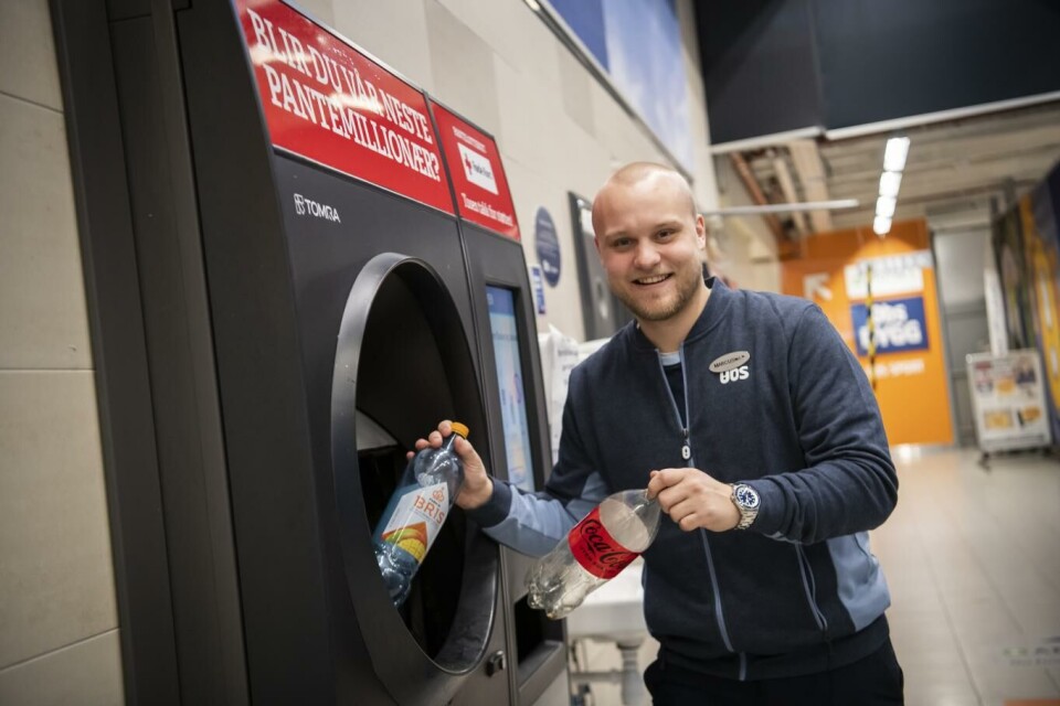 Fortsatt er det ingen som har vippet dagligvaresjef Marcus Løkkeberg ned fra pantetronen. Men konkurrentene er rett bak. Foto: Katrine Lunke