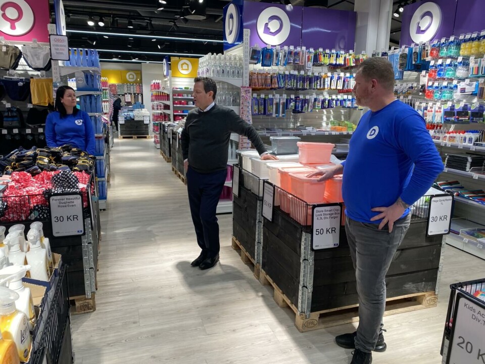 Konsernsjef Runar Hollevik i Norgesgruppen har inngått avtale med gründerne gründerne Sigurbjørg Sigurbjørnsdottir og Gudmundur As Birgisson om kjøp av 51 prosent av aksjene i non food-kjeden Dollarstore.