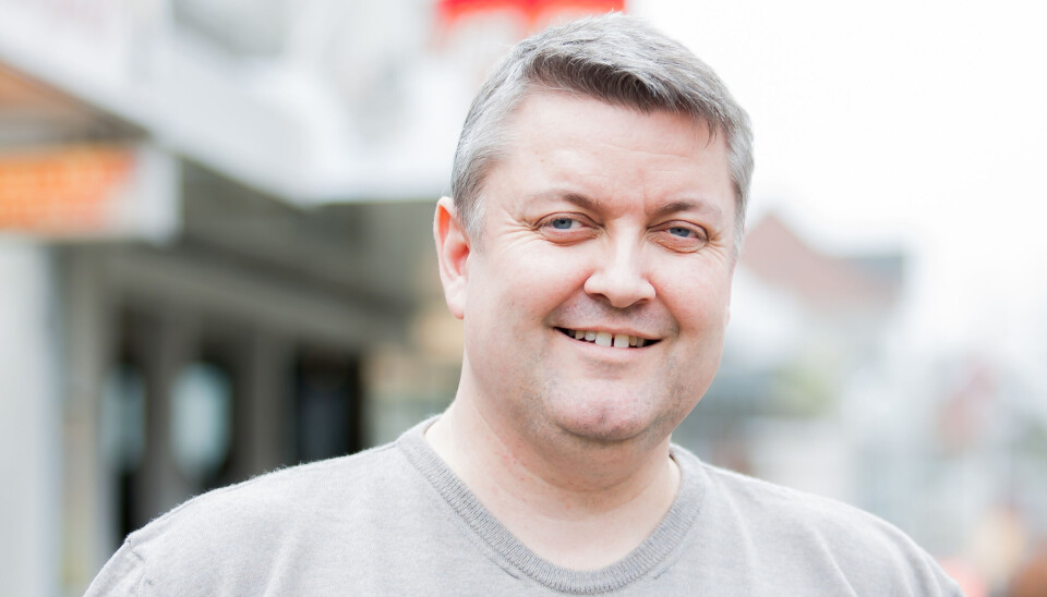 Lavprisjeger Rune Nikolaisen, kjent som hele Norges «gjerrigknark», mener priskuttene på julevarer ikke betyr så mye nå. Lavprisjeger Rune Nikolaisen, kjent som hele Norges «gjerrigknark», mener priskuttene på julevarer ikke betyr så mye nå.