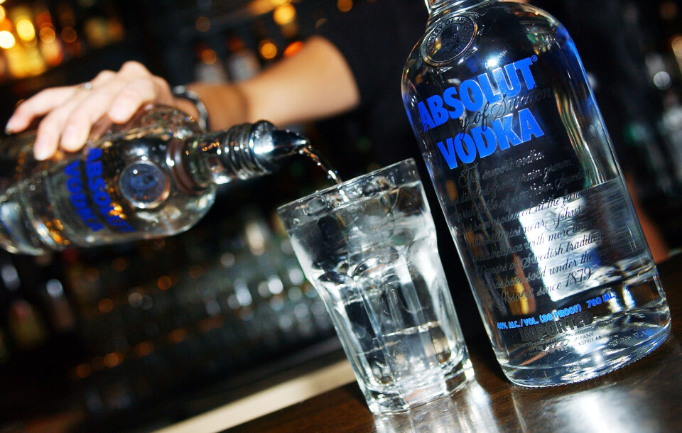 Spritsalget går som aldri før for spritkjempen Pernod Ricard, som eier Absolut Vodka-varemerket. Foto: Heiko Junge, NTB