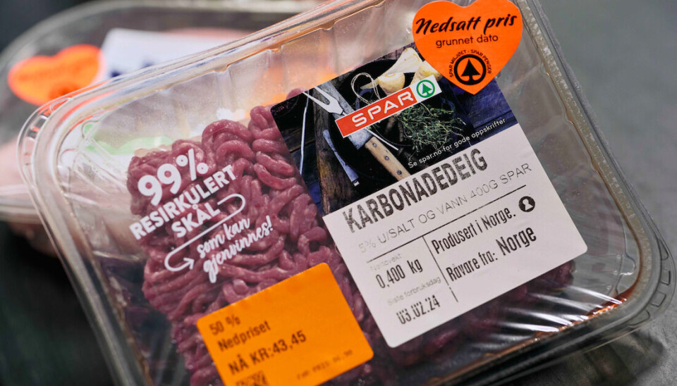 Dagligvarebrasnsjen gjør allerede mye for å få ned matsvinnet, men myndighetene vil ha på plass en lov som gjør at enda mindre går til spille.