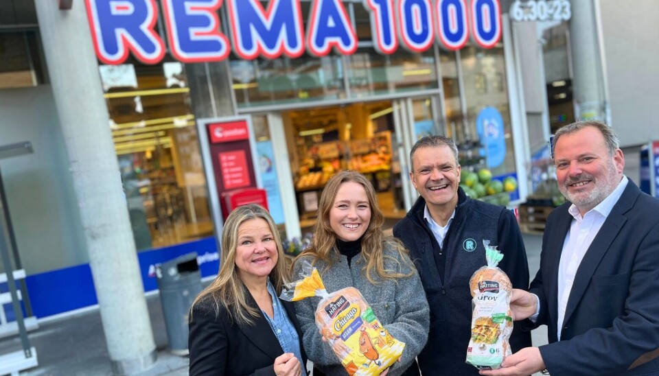 Markeds-, innovasjons- og bærekraftsdirektør i Lantmännen Unibake, Aina Hagen og leder for samfunnsansvar og bærekraft i Rema 1000, Emilie Våge, sammen med administrerende direktører Christian Hoel i Rema 1000 og Thomas Bjarkholm i Lantmännen Unibake.