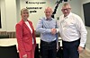 NKL og Konsumgruppen med samarbeid. Fra venstre Kathrine Starheim og Stig Hagen fra Konsumgruppen, videre Espen Wasenius fra NKL.